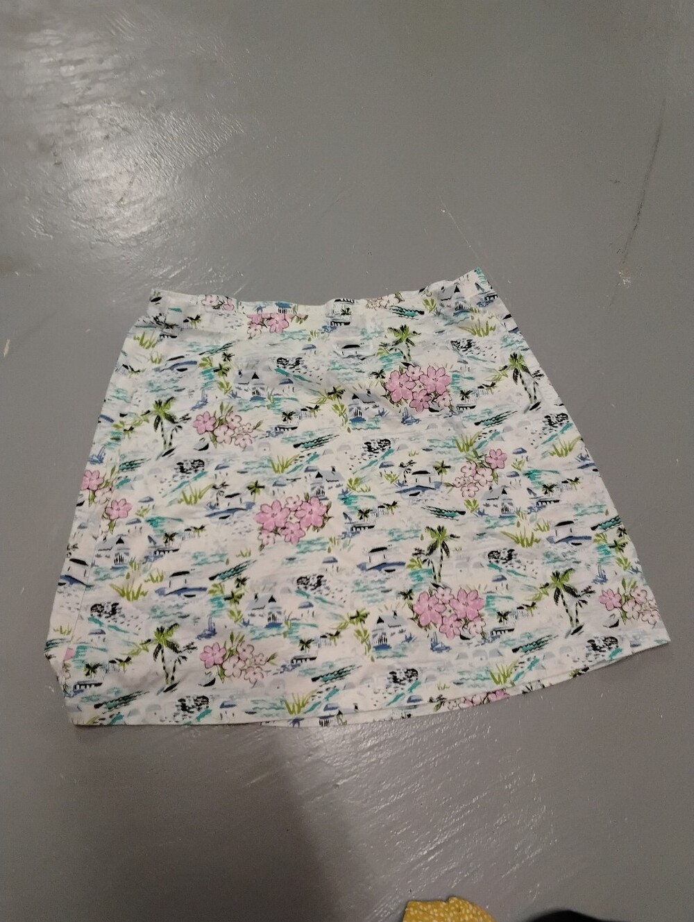 J. Jill White Mini Skirt with Pink Floral & Green Palm Print